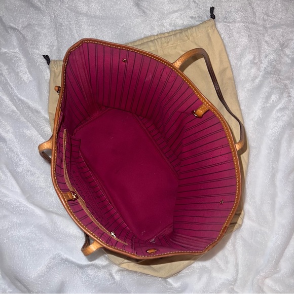 LOUIS VUITTON NEVERFULL MM MONOGRAM LV TOTE BAG - Picture 10 of 14